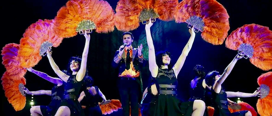 Spectacle Cabaret Frenchy Folies Scène